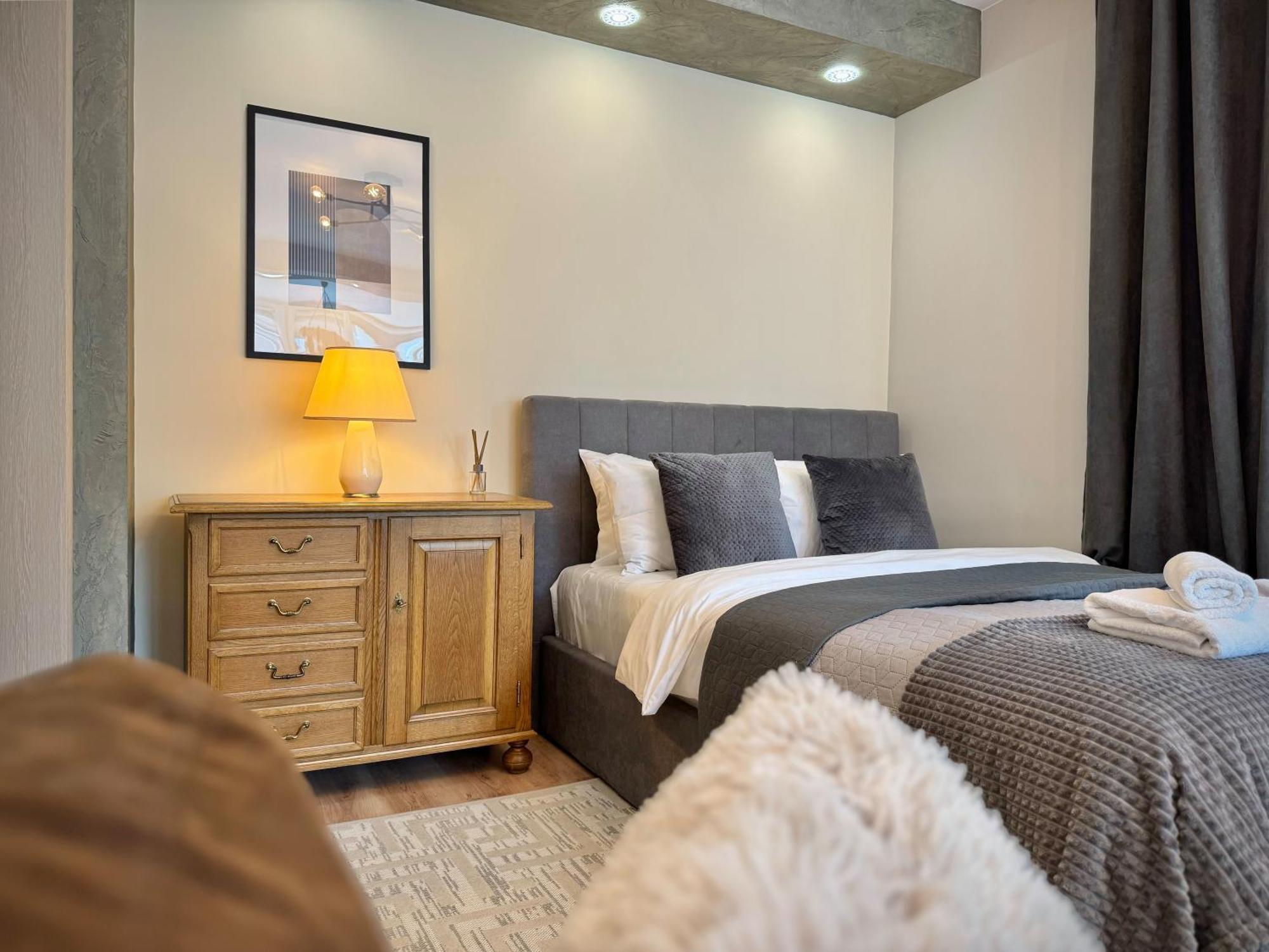 Top Centre 2Bed Apartment For 5 Guests 2 Minutes From High Street プロヴディフ エクステリア 写真