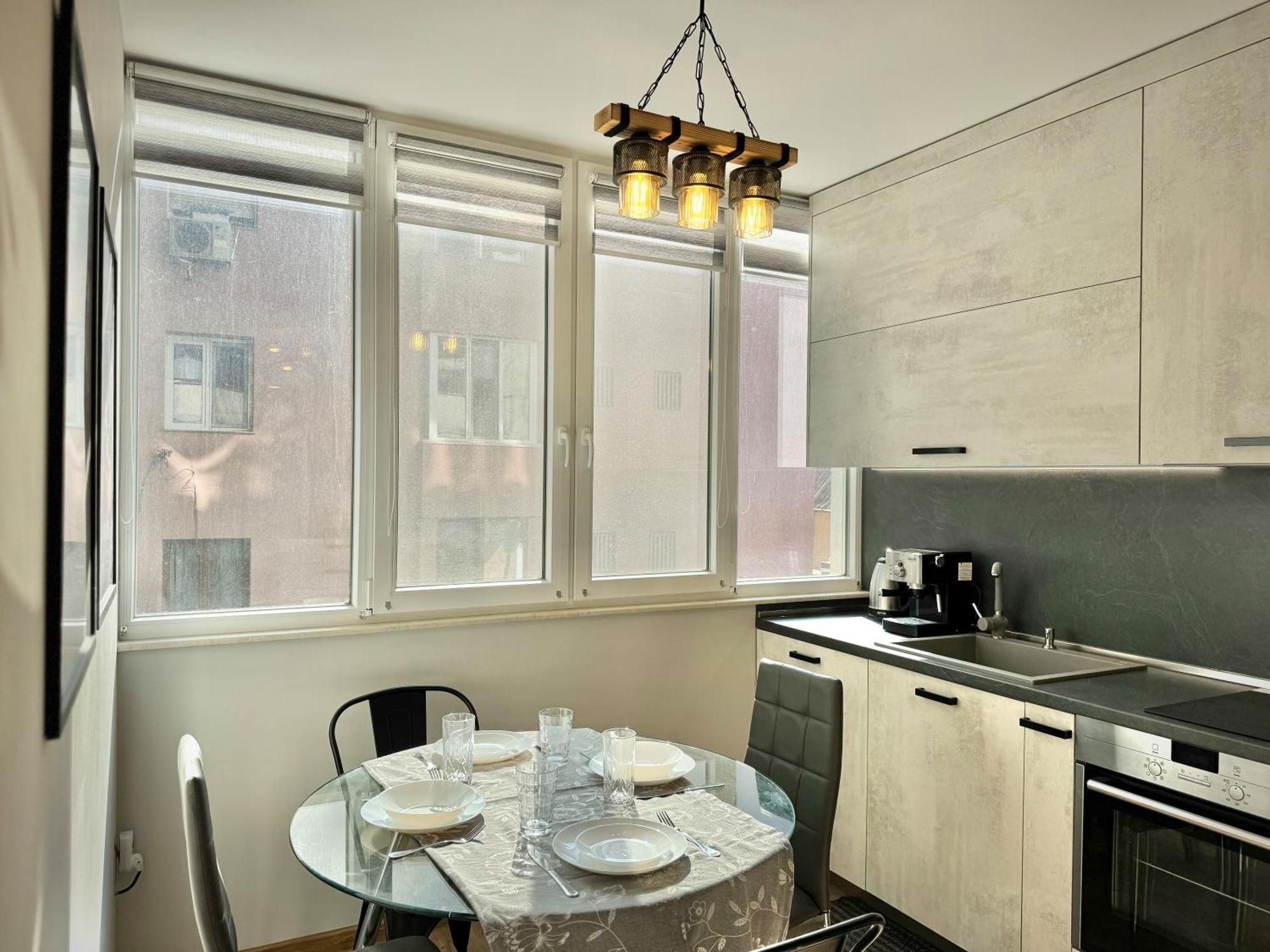 Top Centre 2Bed Apartment For 5 Guests 2 Minutes From High Street プロヴディフ エクステリア 写真