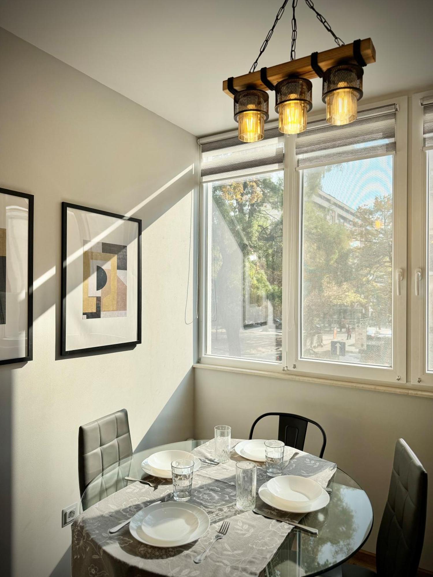 Top Centre 2Bed Apartment For 5 Guests 2 Minutes From High Street プロヴディフ エクステリア 写真